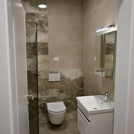 Apartment Skopje Apartamento *